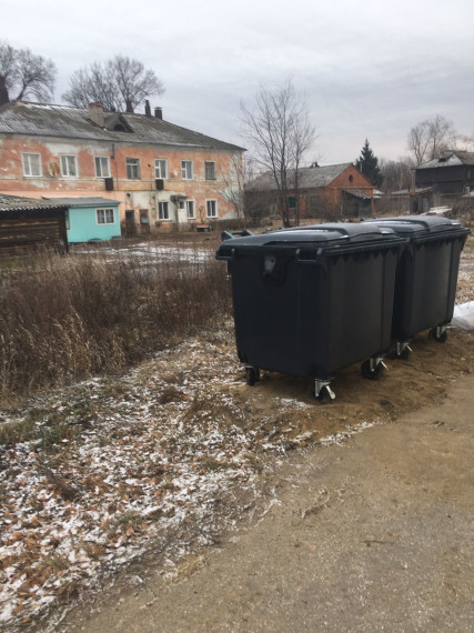 Контейнеры на ул.Советская, 154 пос.Ст.Налейка. Контейнеры на ул.Советская, 154 пос.Ст.Налейка.